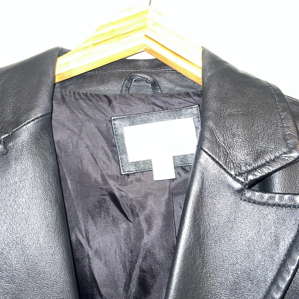 Worthington Leather Jacket. Size large. EUC. - Picture 2 of 5